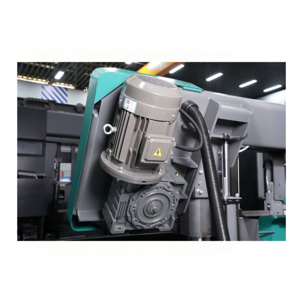 3 Sawing Machine
