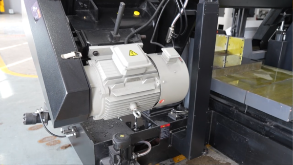Sawing Machine